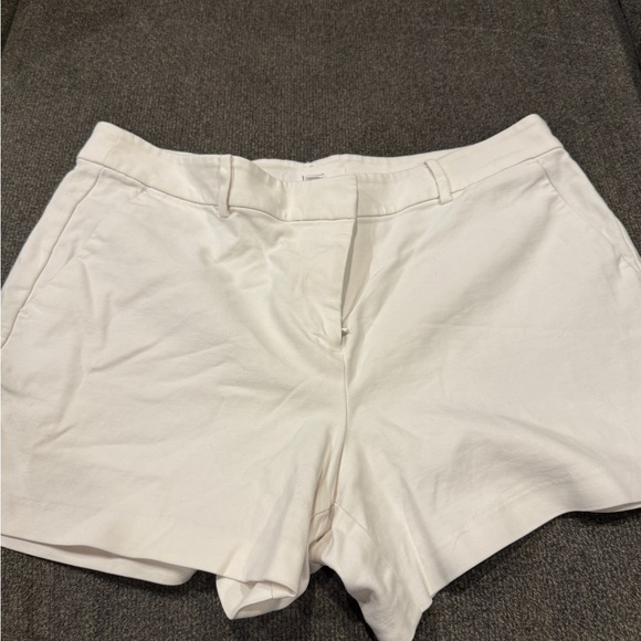 LOFT Riviera shorts - Picture 4 of 8